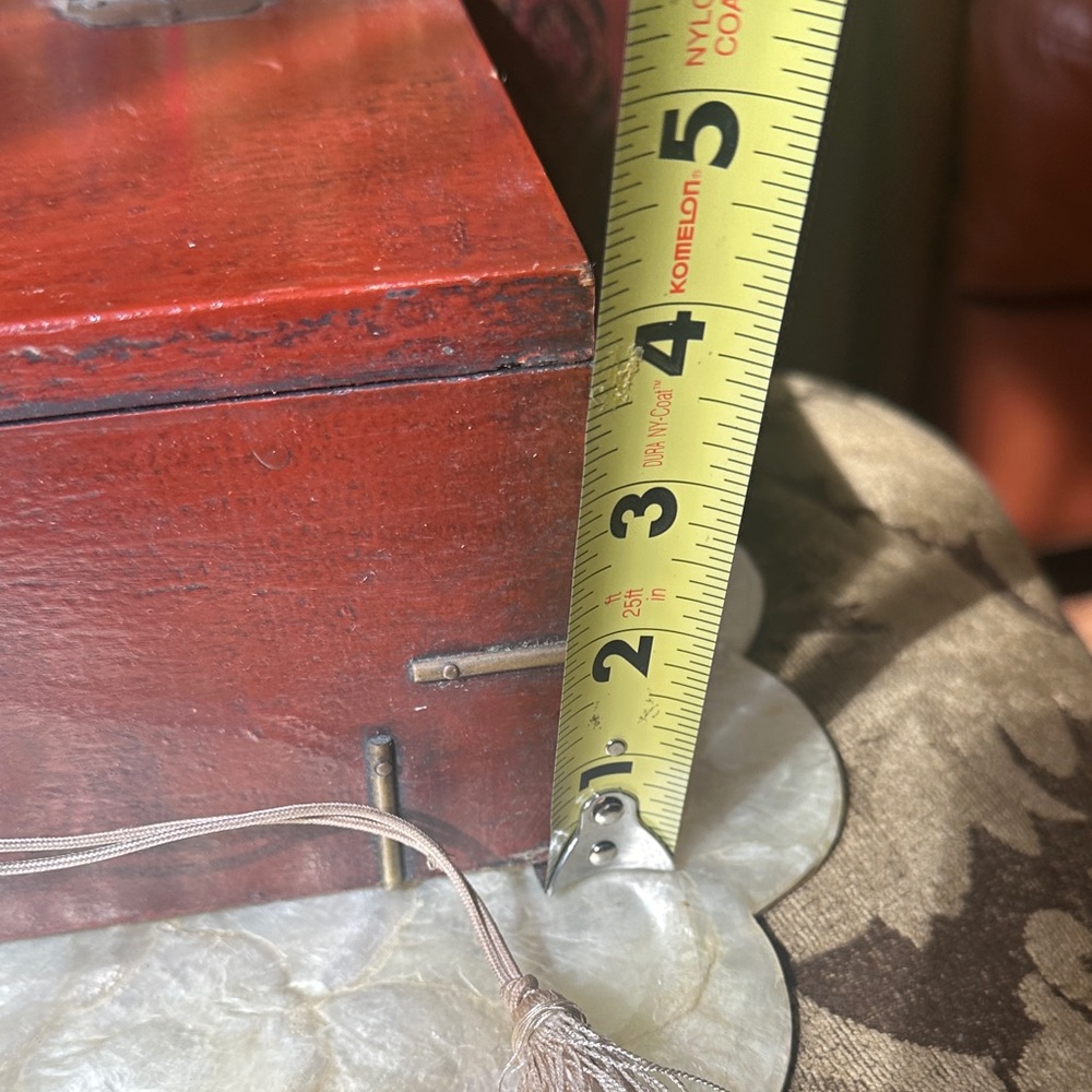 Vintage Red Lacquered Chinese Document Box with brass fittings - Picture 14 of 16